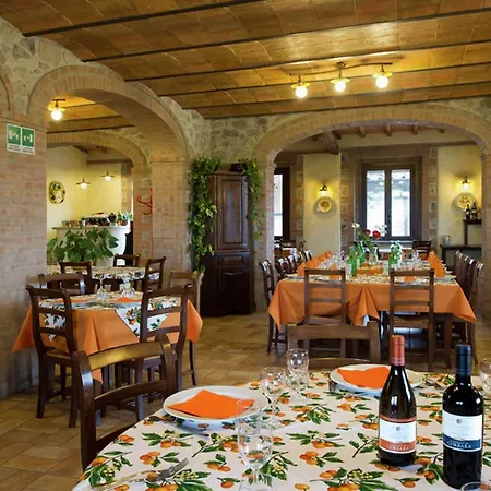 Podere Orzalume Primo Piano Agroturismo *